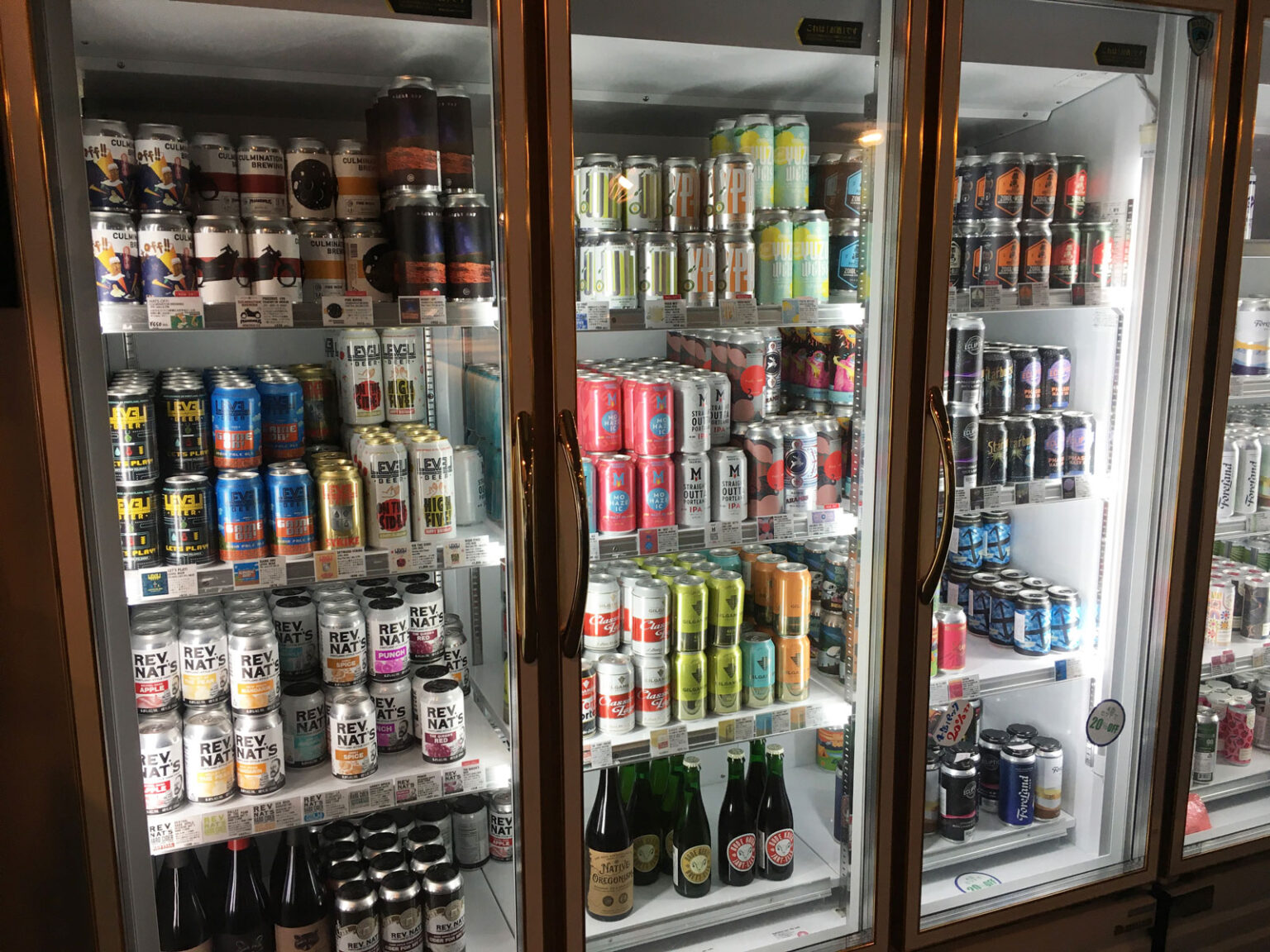 ビール屋さんのPOPデザインが秀逸だった。 | ファッションデザイナー北へ行く